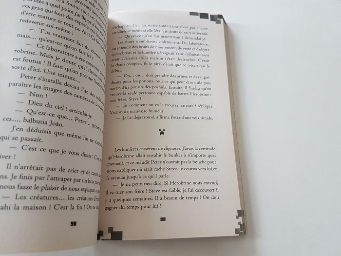 Livre Minecraft Herobrine La Légende Pac et Mike - photo numéro 4