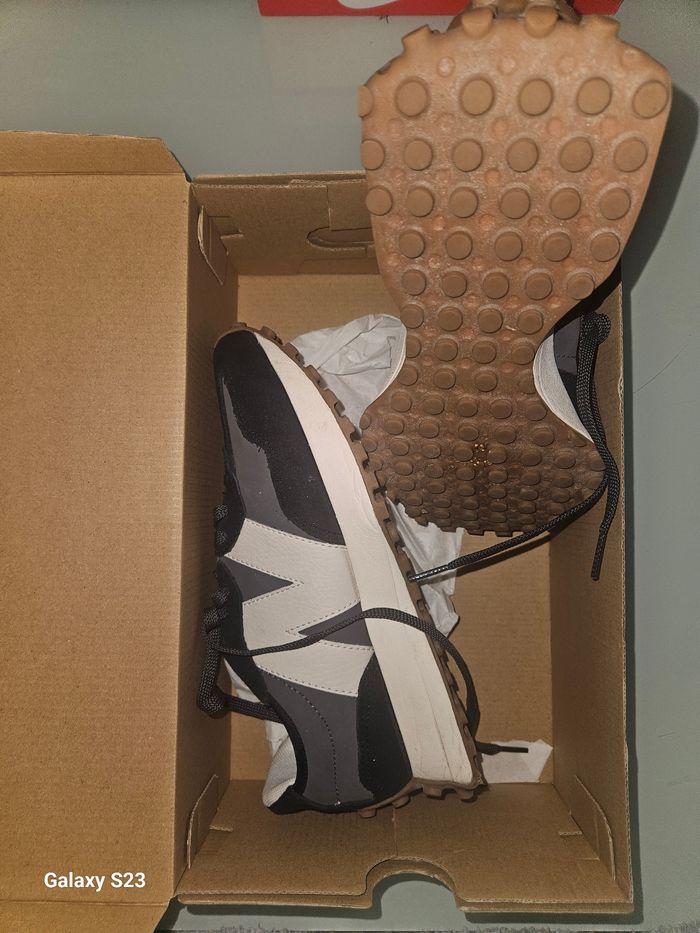 NEW BALANCE 327 - photo numéro 6