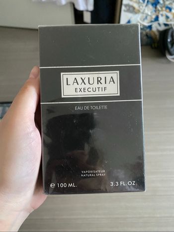 Eau de toilette neuve