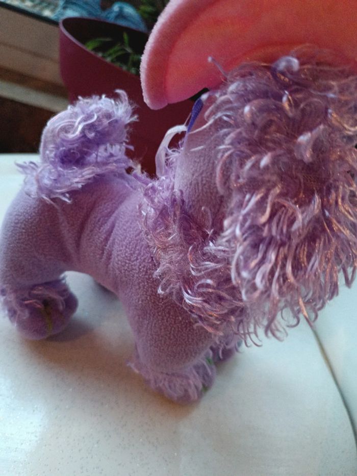 Peluche plush caniche violet purple chien dog chapeau rose pink cap cowboy western forest - photo numéro 8