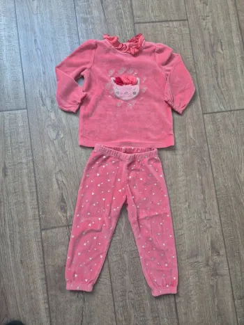 Pyjama 2 ans fille sergent major très bon état
