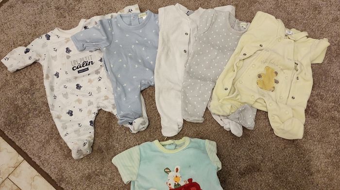 Lot vêtements naissance - photo numéro 6