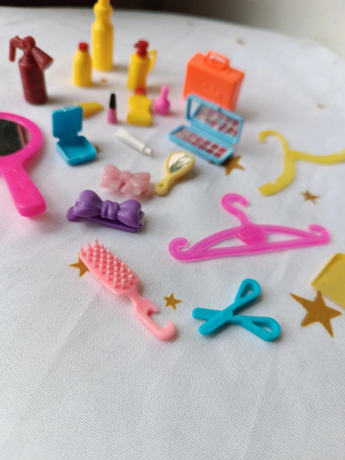 Accessoires accessories coiffeuse coiffeur make-up maquillage barbie mannequin palette vernis beauté - photo numéro 6