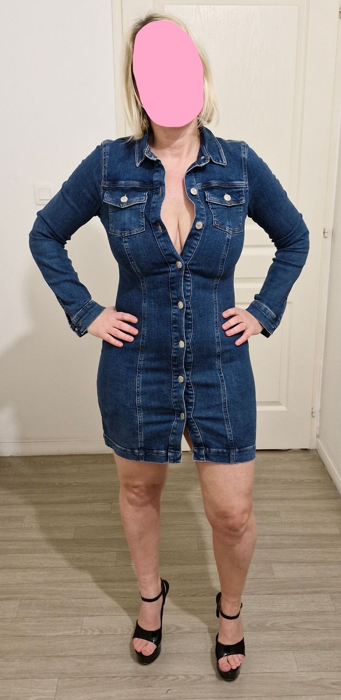 Mini robe denim jean avec boutons sur le devant