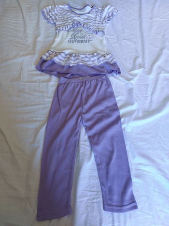 Pantacourt tee-shirt fille taille 10ans