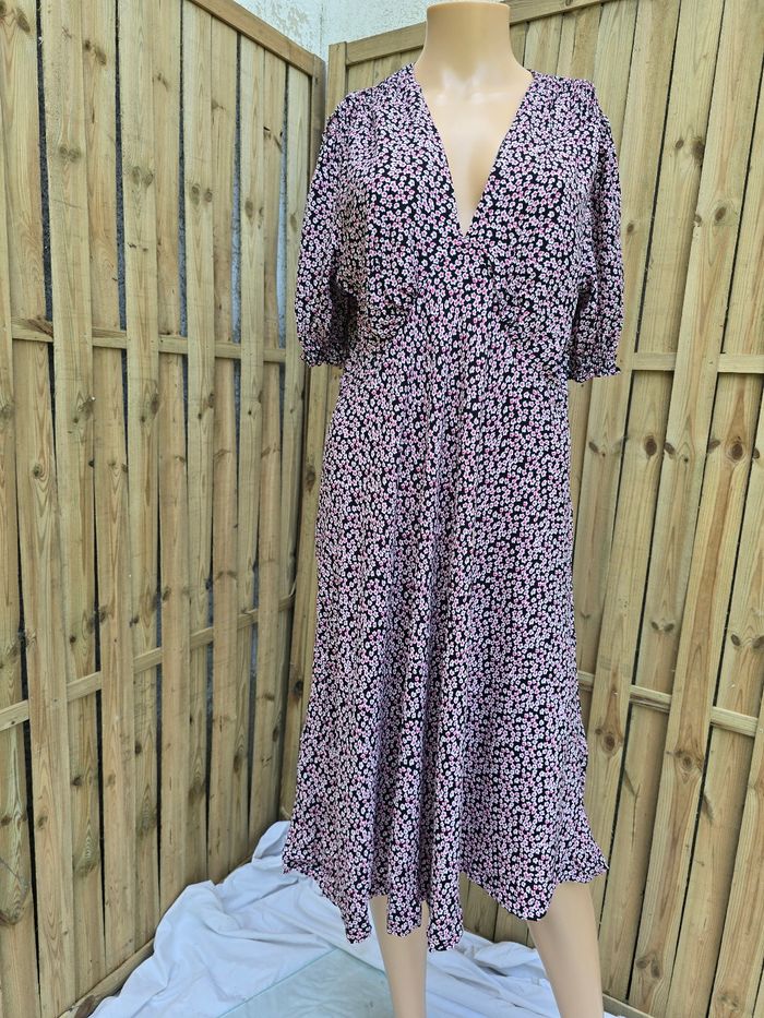 Robe fleurie 🍒vintage 90🍒taille 40/42 - photo numéro 4