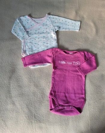 Lot de 2 bodies 6 mois manches longues