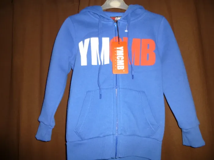 pull sweat veste a capuche bleu YMCMB 6 ans NEUF