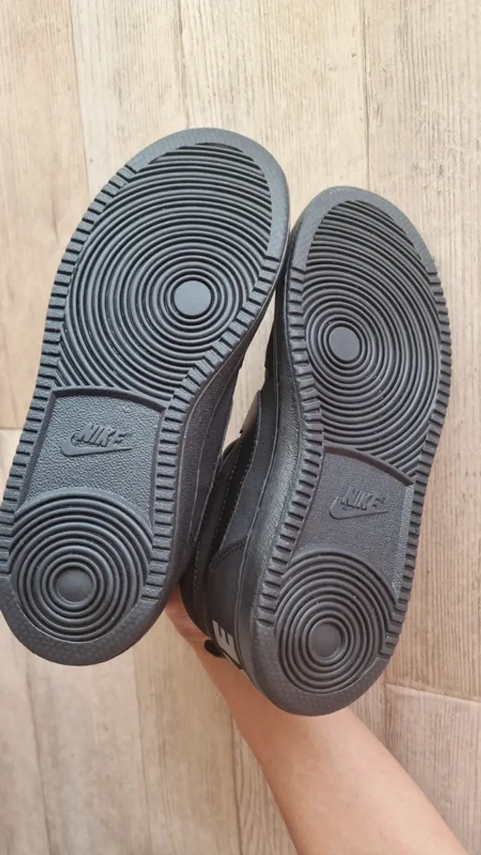 Nike court Borouhgh Mid Unisex taille 35 - photo numéro 15