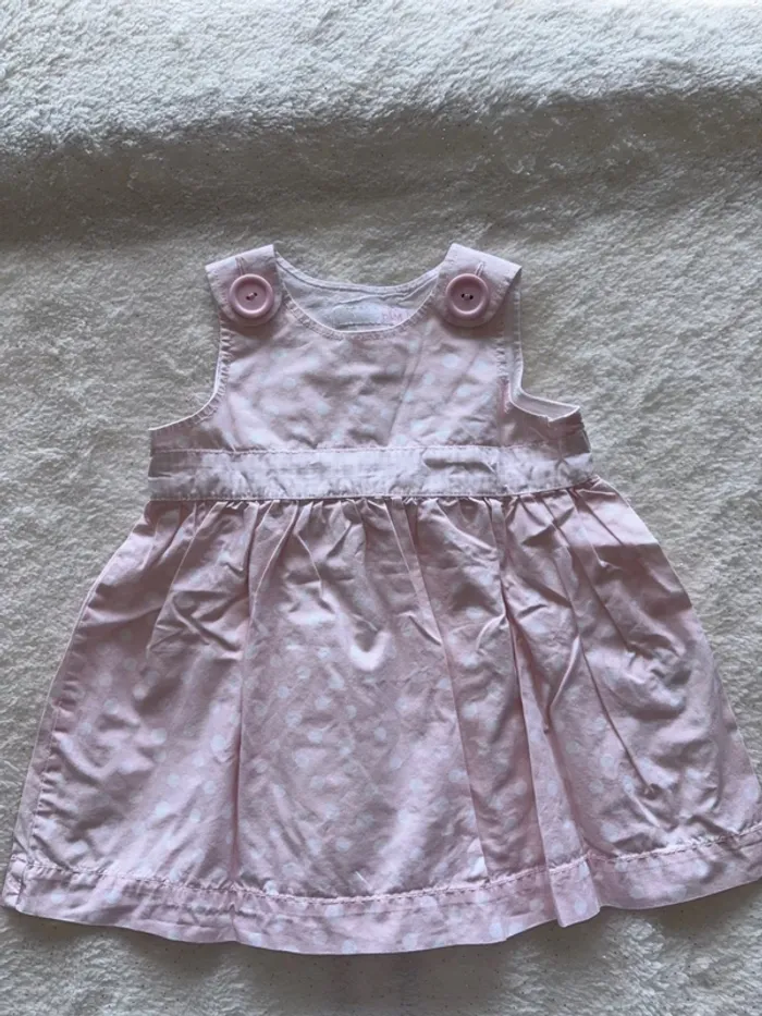 Robe rose et blanche