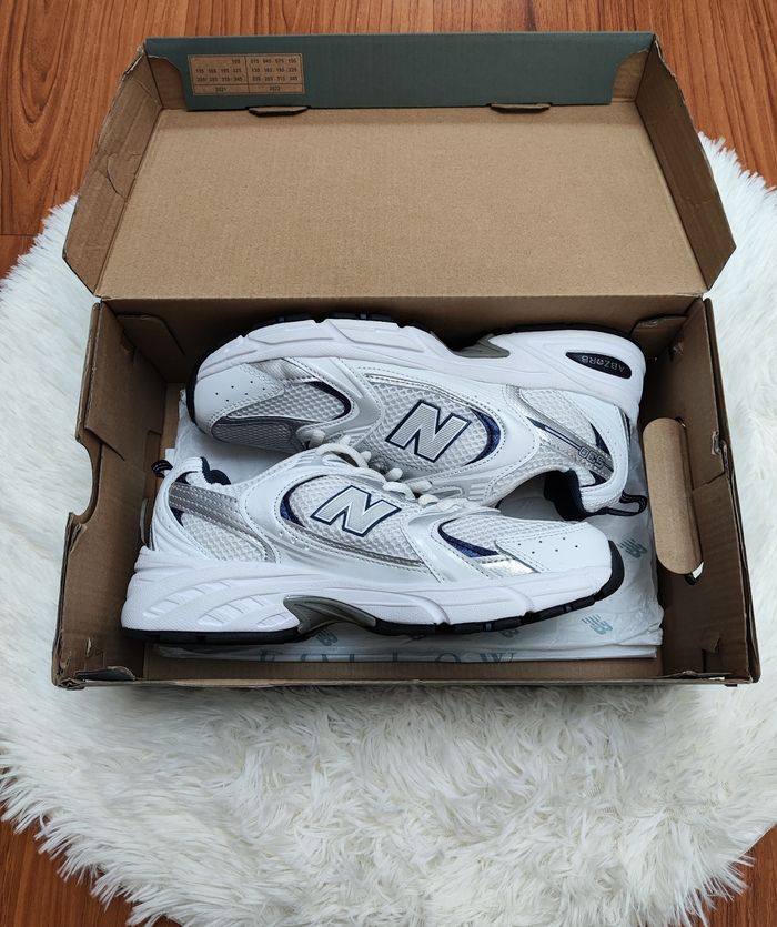 Originais New Balance 530 White Silver Navy Taille 39.5 - photo numéro 3
