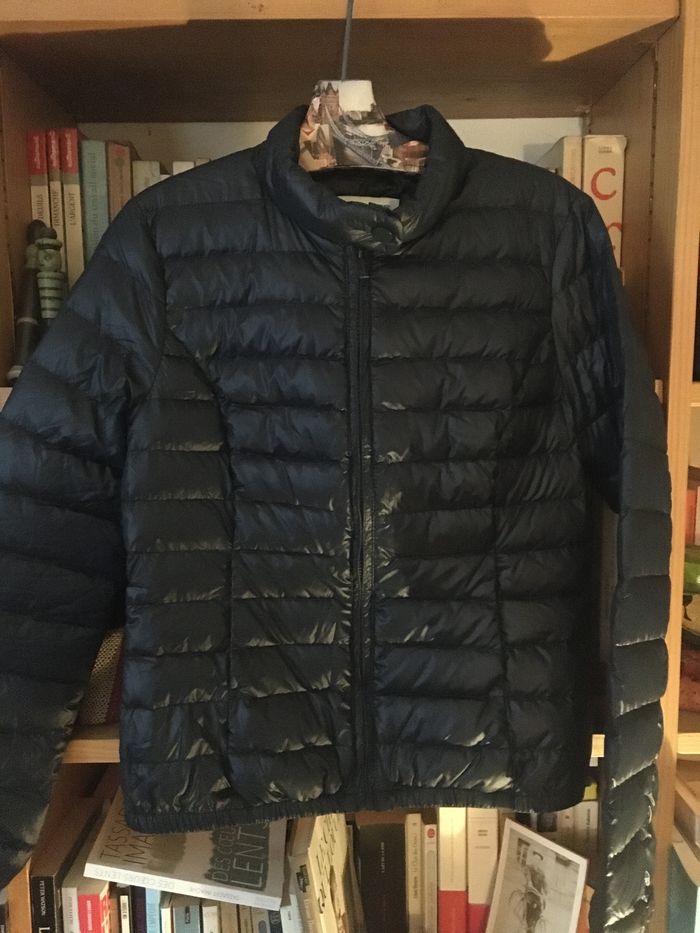 petit  blouson Stradivarius TM neuf
