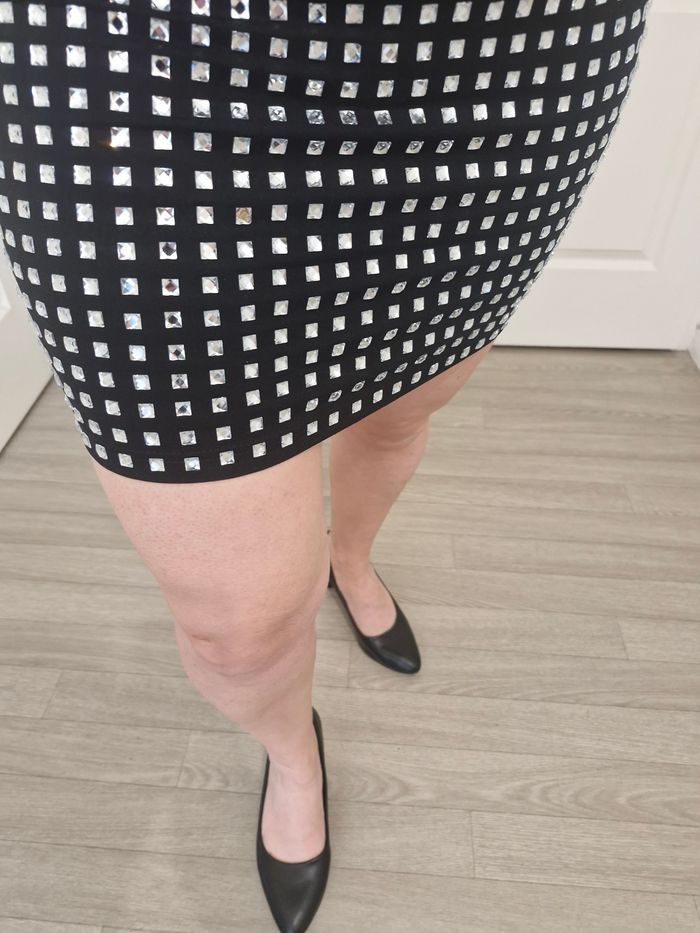 Robe bustier rare avec strass en relief - photo numéro 4