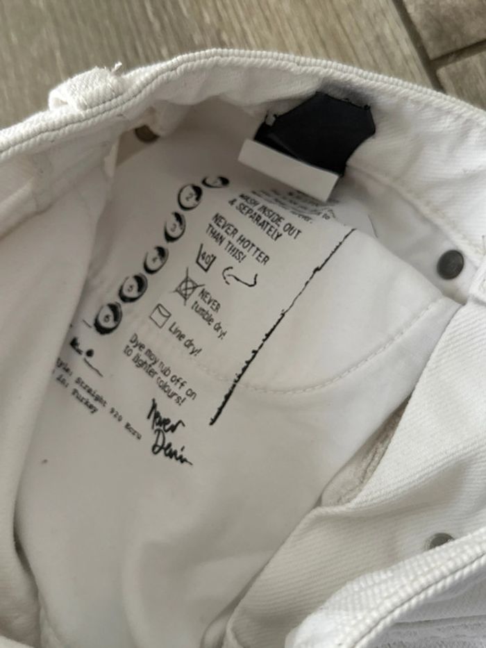 Jean neuf taille 25 - photo numéro 6