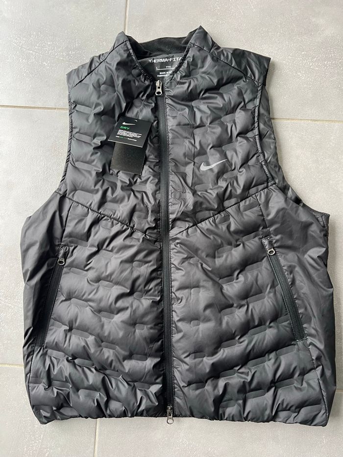 Nike performance aeroloft veste sans manche noir L