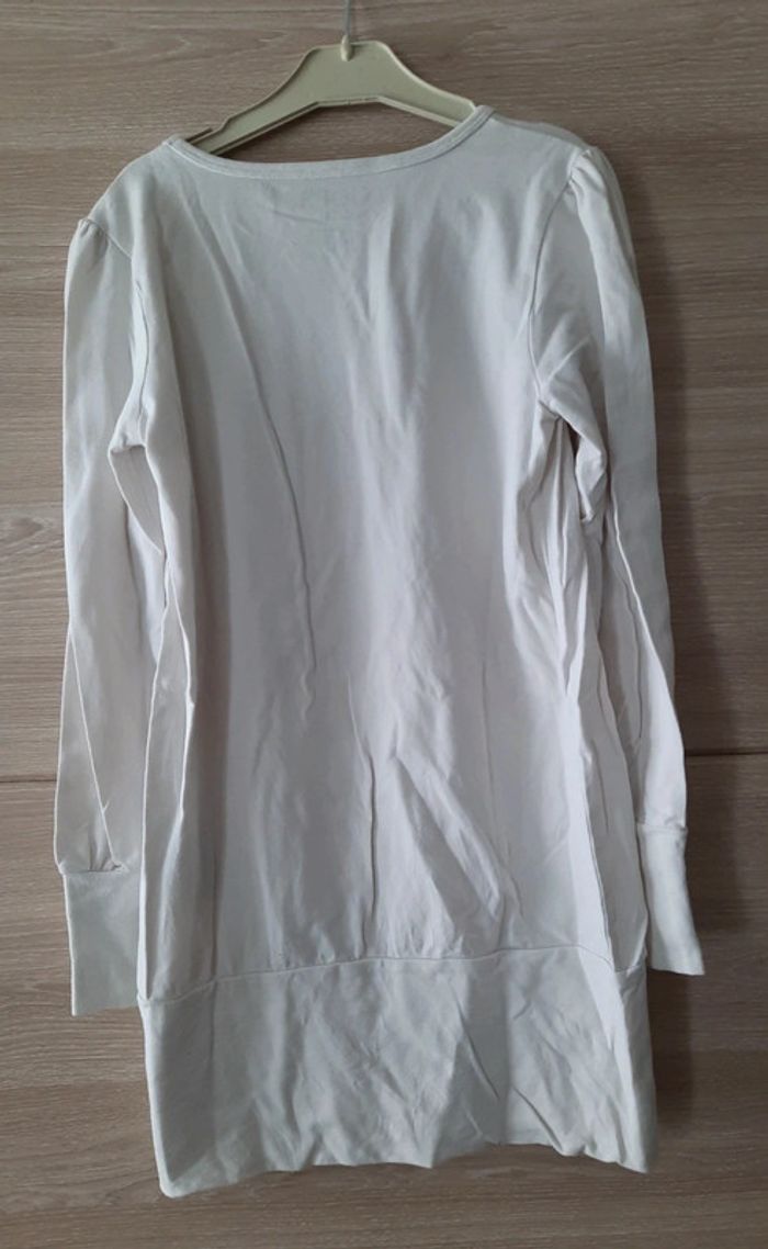 Robe Guess taille 12 ans - photo numéro 2
