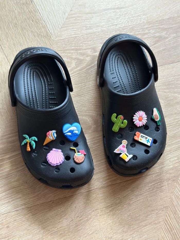 🌴 Lot de 20 charms pour Crocs – Neufs 🌼