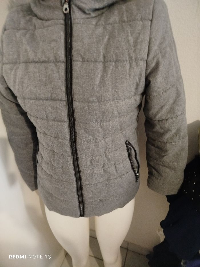 #kytieXSfemme. Doudoune a capuche taille XS - photo numéro 2