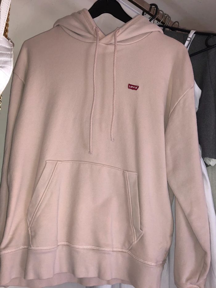 Sweat Levi’s rose pastel