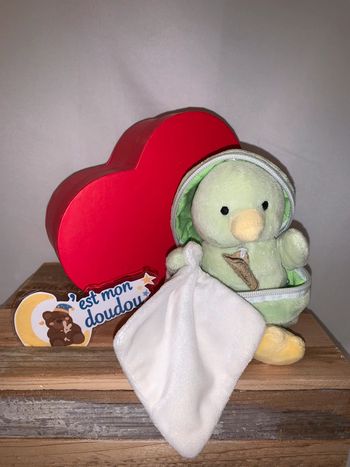 DDC96 doudou poussin doudou et compagnie