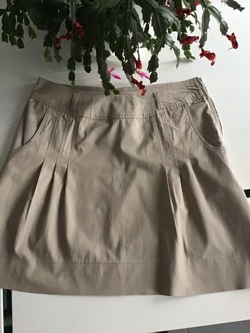 Jupe beige petits plis