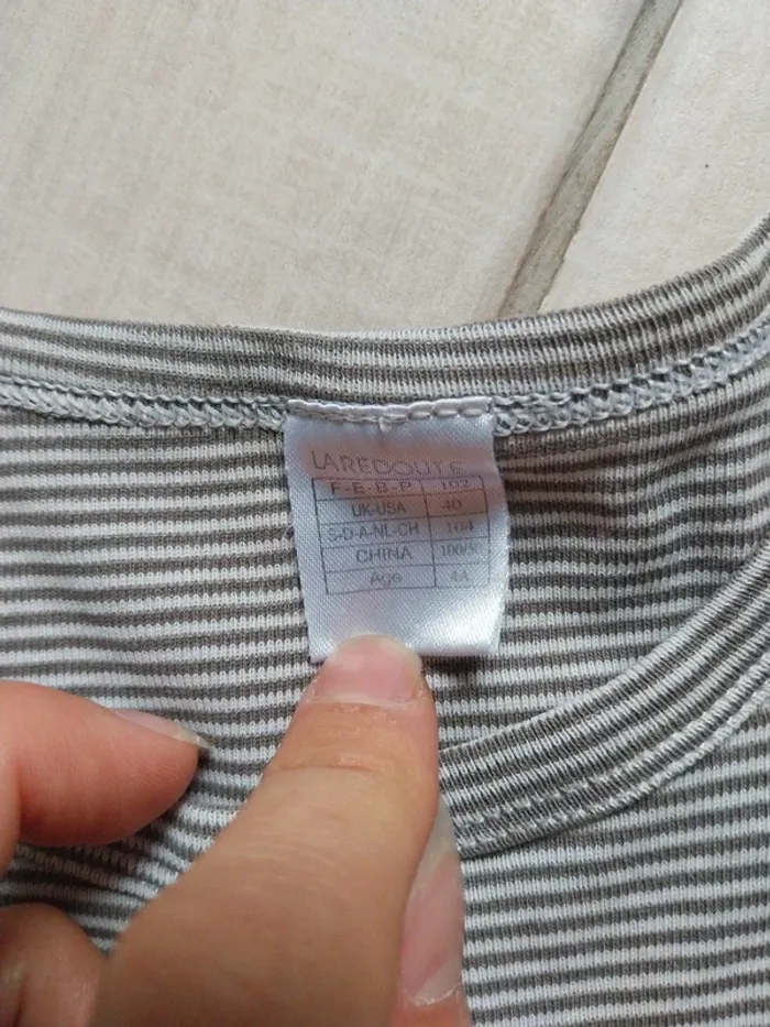 Lot de 5 maillot de corp sans manche 4 ans - photo numéro 7