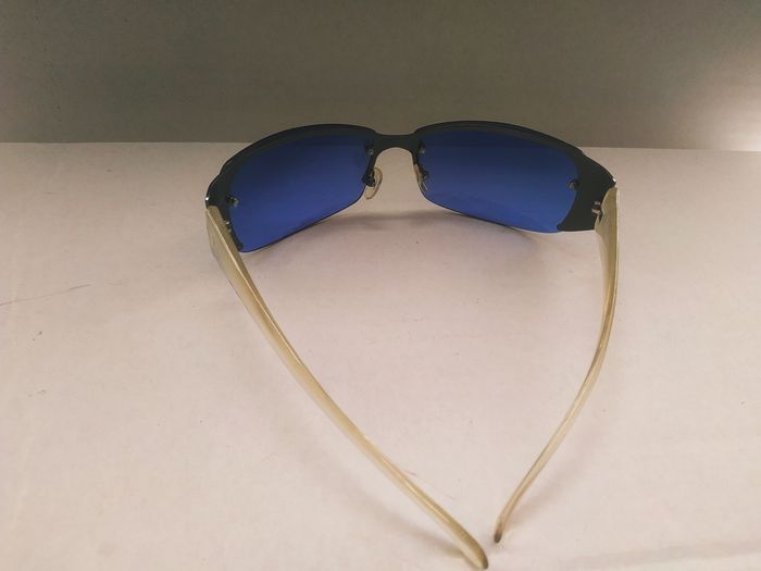 Lunettes de soleil - photo numéro 2