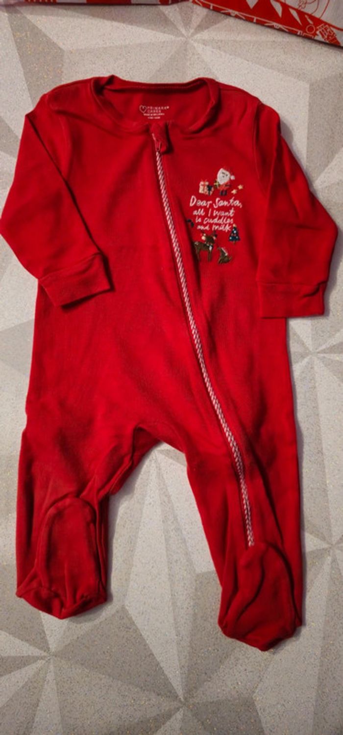 Lot pyjamas Noël 6/9 mois - photo numéro 4