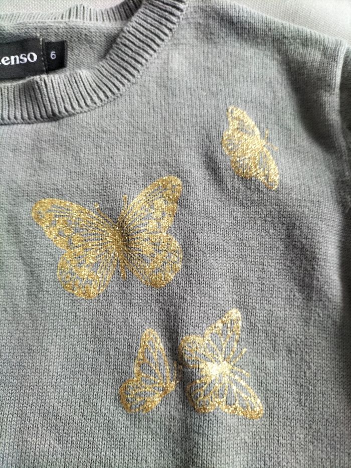 💚 Pull kaki avec papillon doré - Taille 6 ans - In extenso - Très bon état 💚 - photo numéro 2