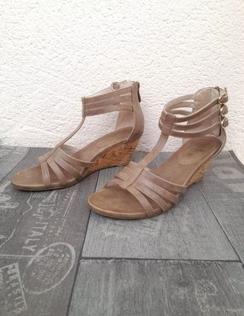 Escarpins / Sandales à talon compensé et à brides - Casual by Gémo