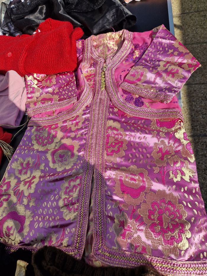 Lot vetement 6ans fille N 10 - photo numéro 4