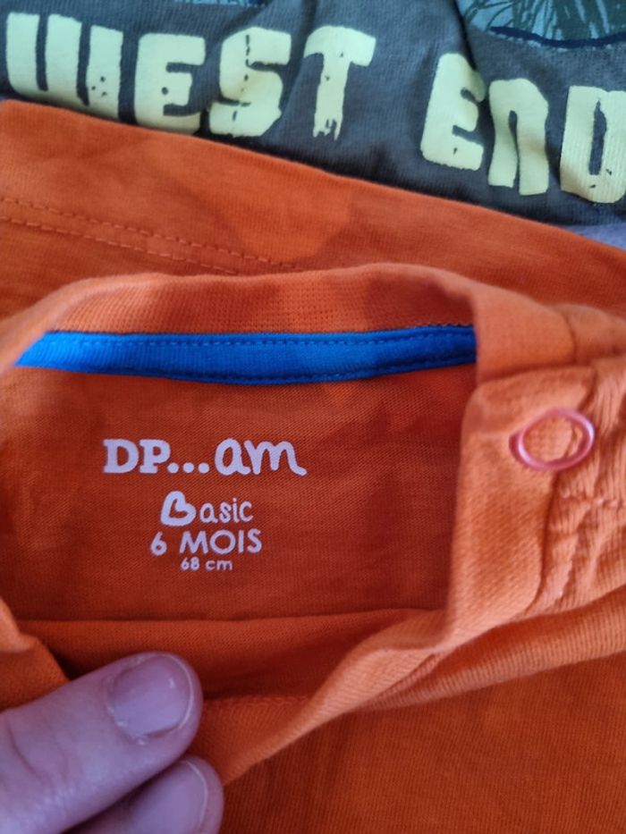 Lot de 5 T shirts 6 mois - photo numéro 4