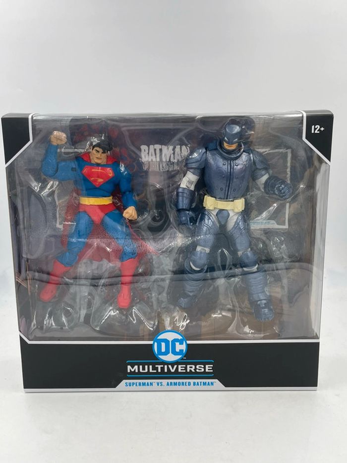 Coffret figurines Dc SuperMan Vs Armored Batman Mac Farlane neuf