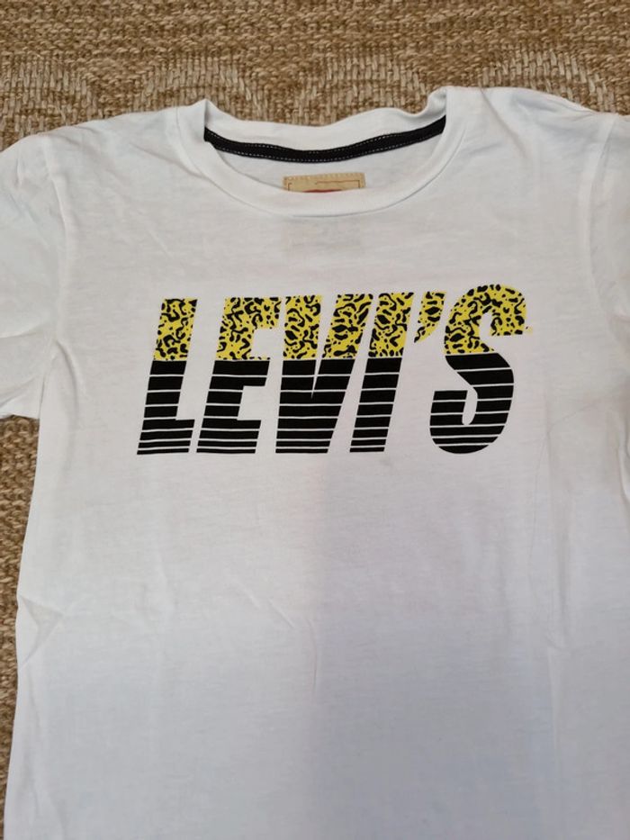 Tee-shirt levi's 10 ans - photo numéro 2