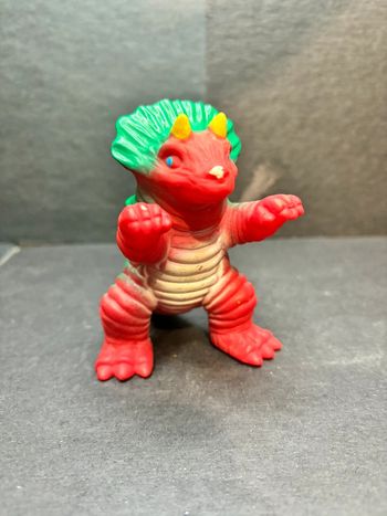 Figurine monstre dinosaures bootleg ultra monster super dino kaiju ultraman