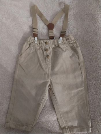 Pantalon à bretelles amovibles bébé 9 mois beige
