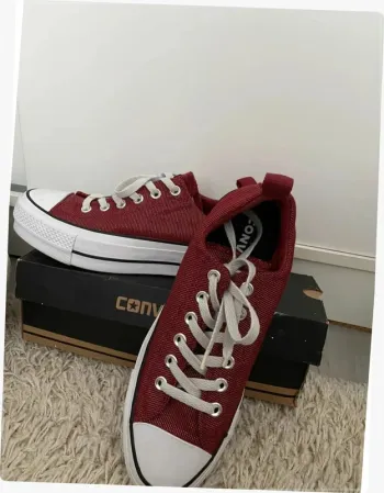 Paire de Converse à plateforme bordeaux