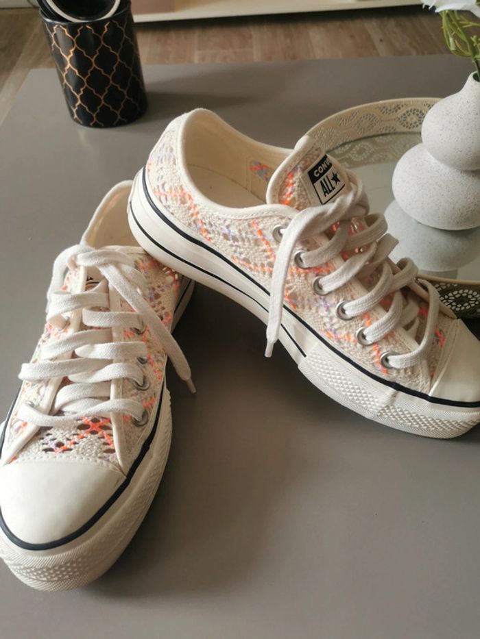 Converse