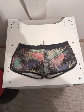 Short taille basse femme