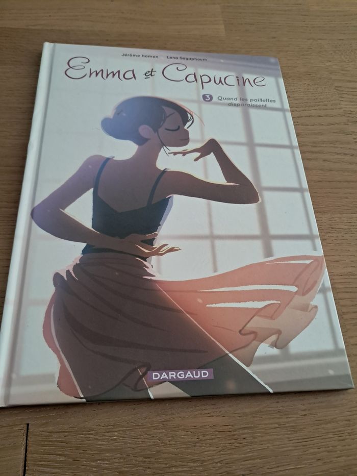 Bd  Emma et capucine - tome 3 Jérôme Gamin et  Léna Sayaphoum