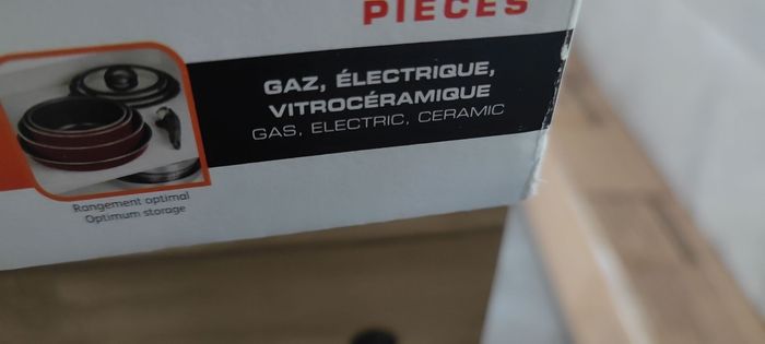 Lot poêle et casseroles (6)  + ustensiles