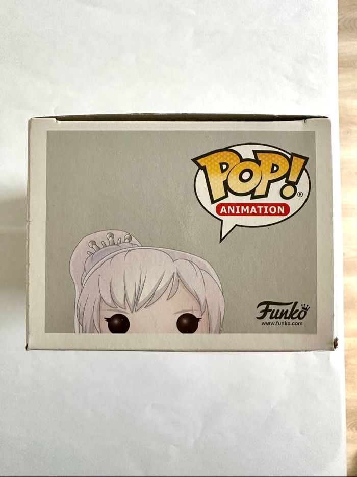 Figurine Funko Pop Weiss Schnee numéro 587 RWBY - photo numéro 5