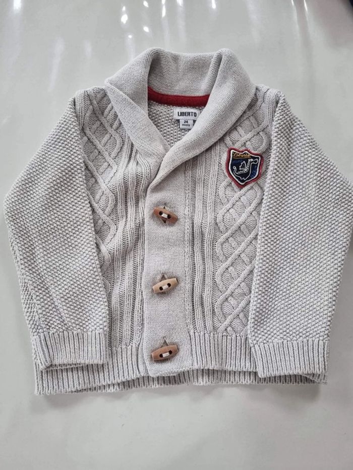 Lot gilets 24 mois - photo numéro 2