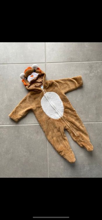 Pyjama / Surpyjama / Combinaison Lion 6 mois