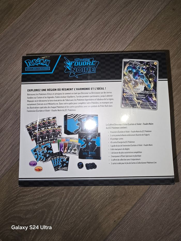 Pokemon etb coffret dresseur d'élite foudre noir - photo numéro 3