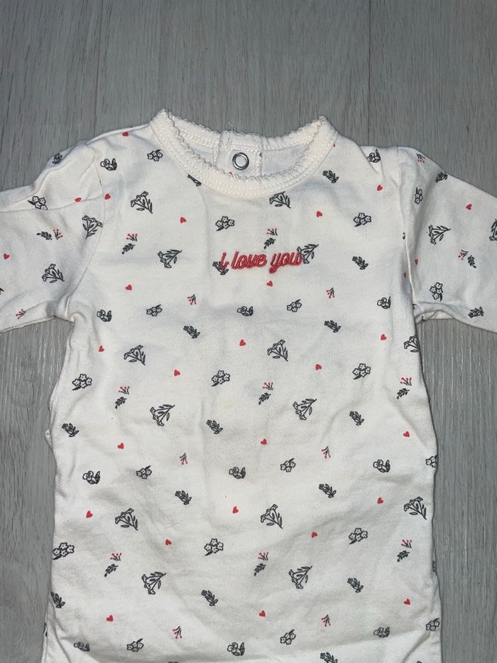 Pyjama bébé Kiabi – taille 1 mois - photo numéro 2