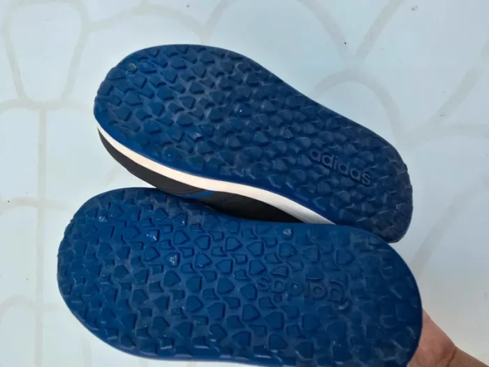 Basket adidas bleu marine - photo numéro 6