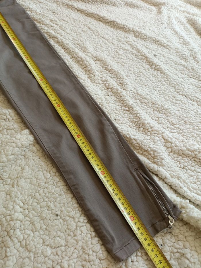 Pantalon taupe gris Bréal avec détails zippés grunge gothique - photo numéro 7