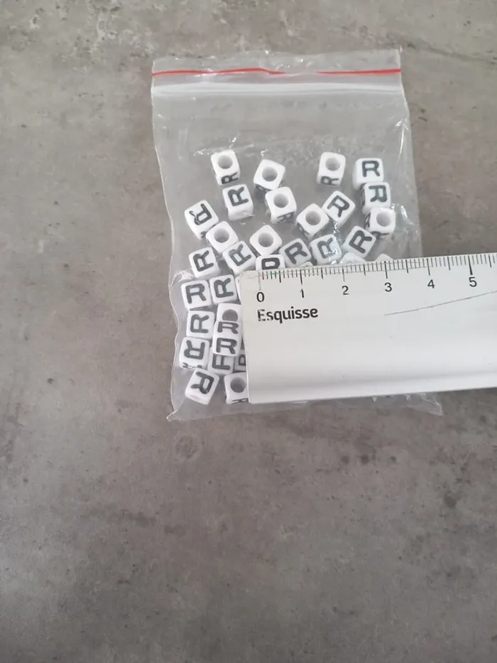 Lettres perles - photo numéro 2