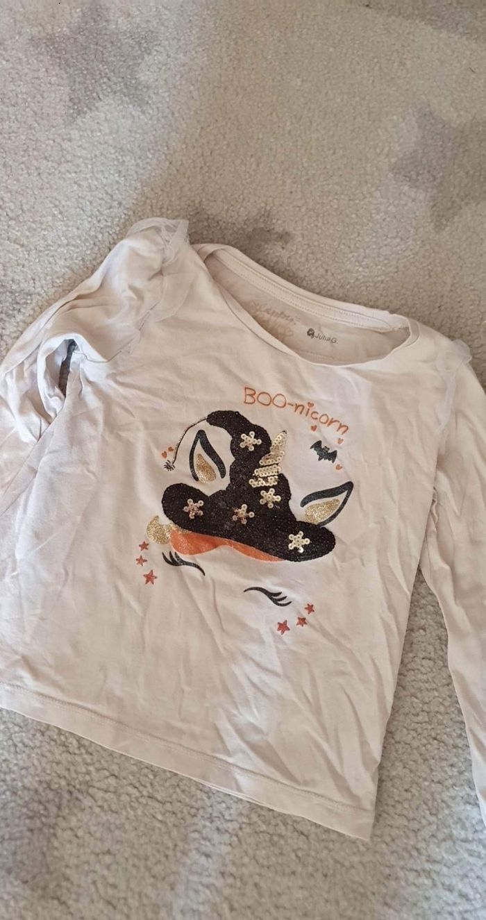 T-shirt fille 3 ans très bon état halloween